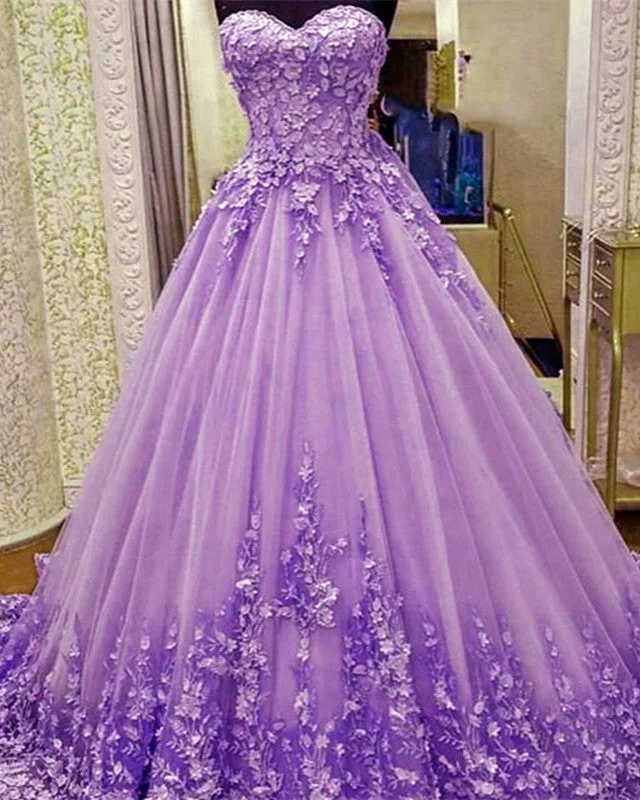 Lovely Lace Appliques Sweetheart Ball Gown Dress Long Sleeve Gown