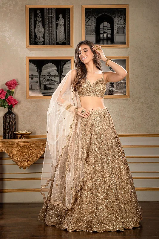 Nude Bridal Embroidered Lehengas Knitted unclassified skirts