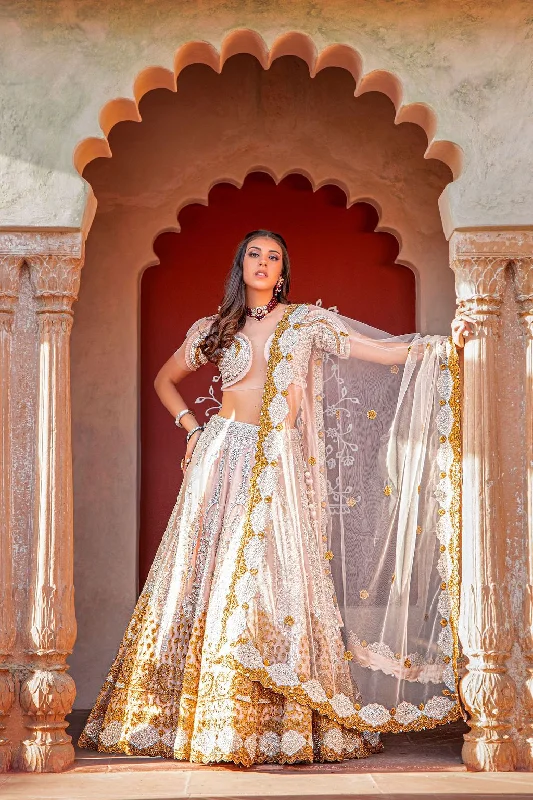 Fully Embroidered Nude Lehnga Y2K unclassified skirts