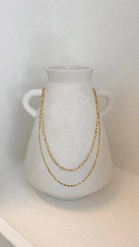 Fine Layered 18K Gold Plated Necklace - Gold Floral Lace Dress